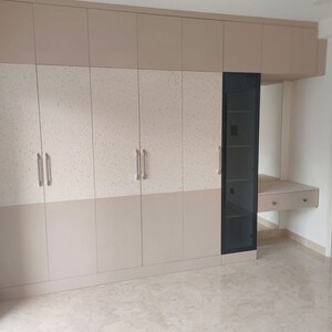 Room in 3.5 BHK Apartment at Anuhar Rami Reddy Towers, Manikonda – for Rent