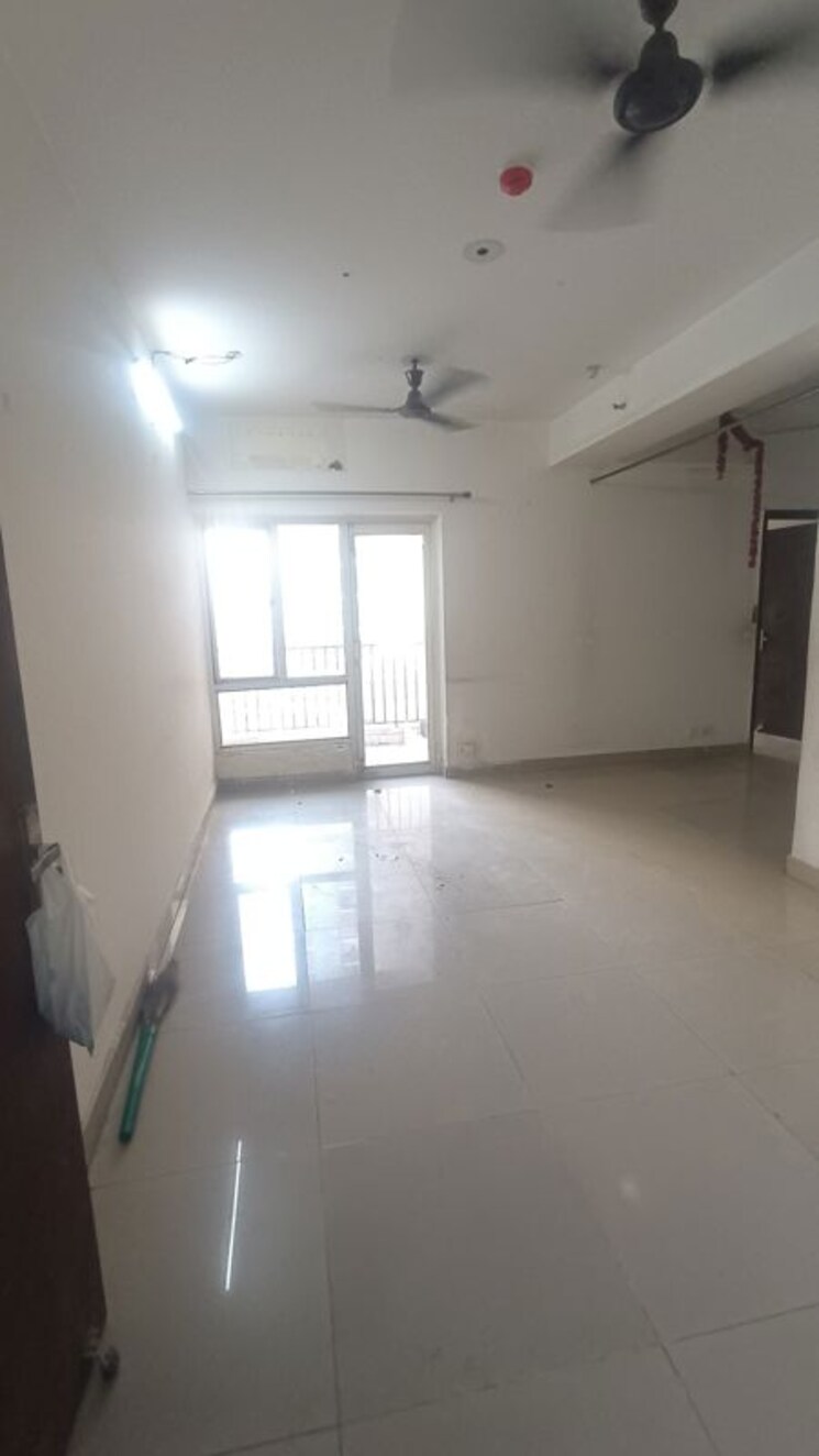 Room, panchsheel-greens-ii 2.5 Bedroom 1350 Sq.Ft. Apartment In Sector 16 Greater Noida Greater Noida 9774072