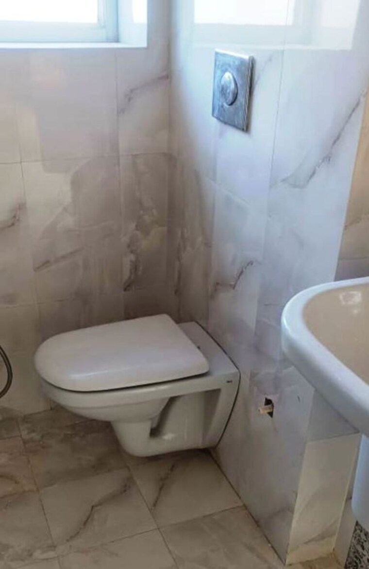 Bathroom, bariatu 3 Bedroom 1390 Sq.Ft. Apartment In Bariatu Ranchi 9774058