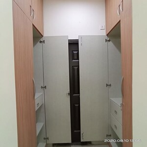 Bathroom in 4 BHK Builder Floor at Unitech South City II, Sector 50 – for Sale