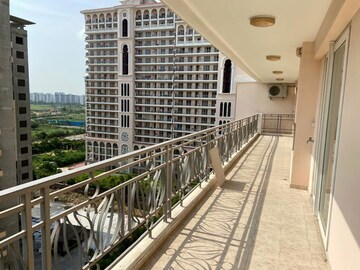 Balcony in 3 BHK Apartment at DLF The Skycourt, Sector 86 – for Sale