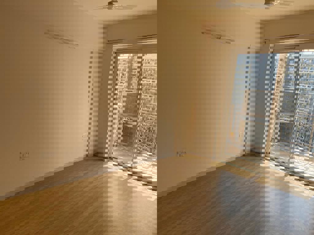 3 BHK + Extra Room Apartment For Sale in DLF The Skycourt