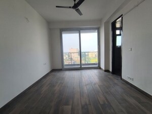 Room in 3 BHK Apartment at Bariatu – for Sale