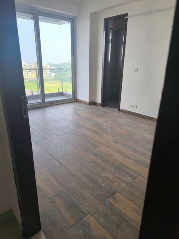 Room in 3 BHK Apartment at Bariatu – for Sale