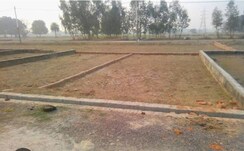 Plot For Sale in Sector 57