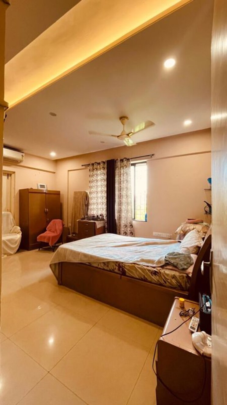Master Bedroom, windsor-avenue 4 Bedroom 2600 Sq.Ft. Apartment In Wanowrie Pune 9774111