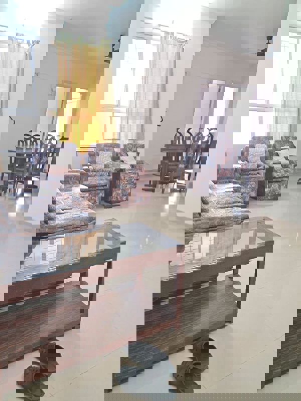 2.5 BHK Apartment For Rent in Kumar Sansar