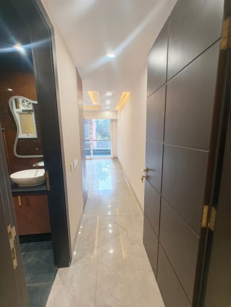 undefined, saket 4 Bedroom 2200 Sq.Ft. Independent House In Saket Delhi 9774129