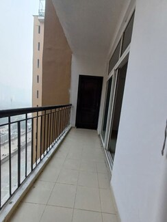 2 BHK + Pooja Room Apartment For Sale in Amrapali Golf Homes
