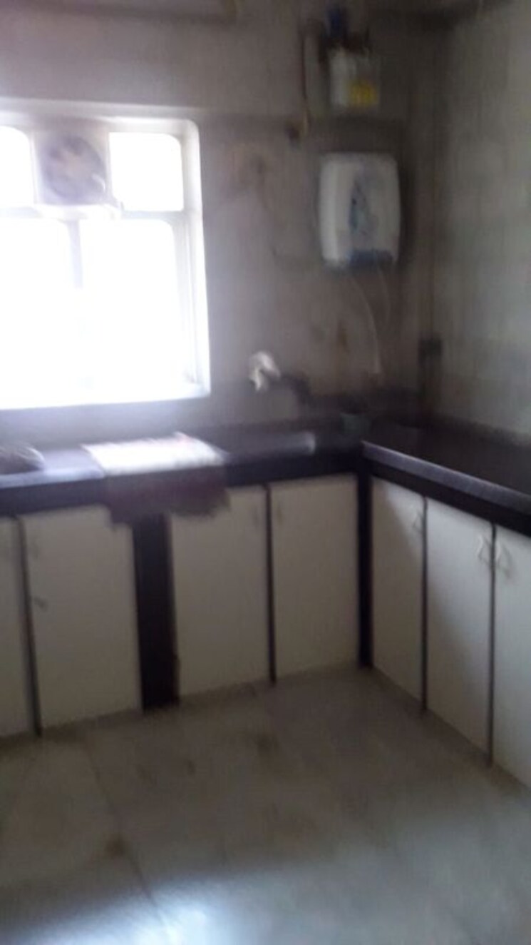 Kitchen, eff-jumbo-darshan-chs 1.5 Bedroom 620 Sq.Ft. Apartment In Andheri East Mumbai 9774155