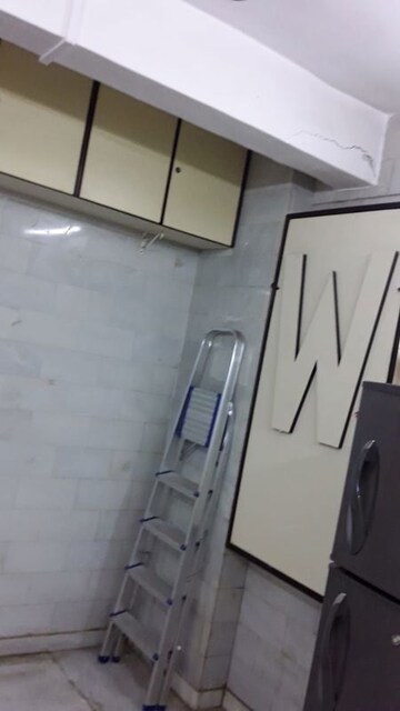 Staircase in 1.5 BHK Apartment at Eff Jumbo Darshan CHS, Andheri East – for Rent