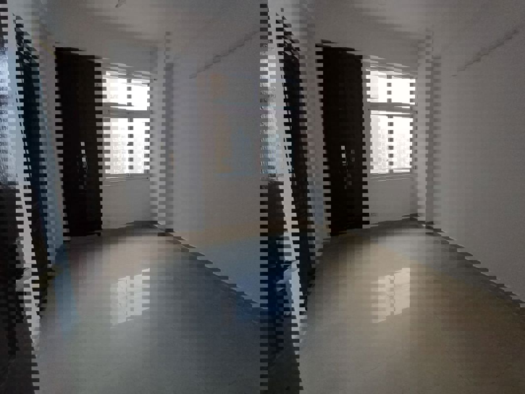 2 BHK + Pooja Room Apartment For Sale in Amrapali Golf Homes