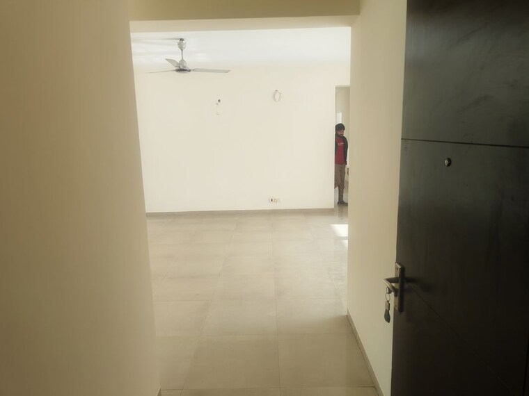 Room, chd-avenue-71 4 Bedroom 2350 Sq.Ft. Apartment In Sector 71 Gurgaon 9774164