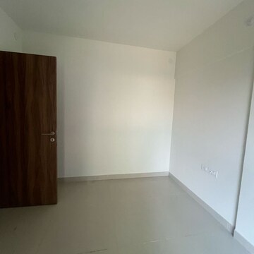 Room in 2 BHK Apartment at SD Siennaa Wing C, Samata Nagar – for Rent