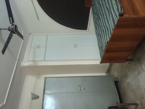 Room in 3 BHK Builder Floor at Malviya Nagar – for Rent