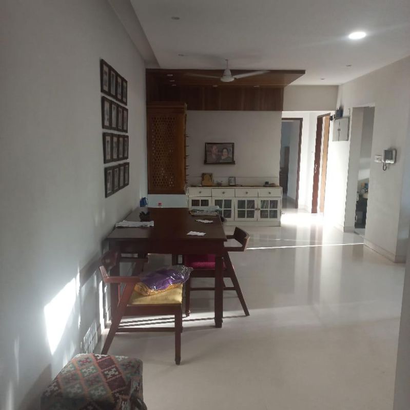 3 BHK 1610 Sq.Ft. Apartment in DLH Orchid
