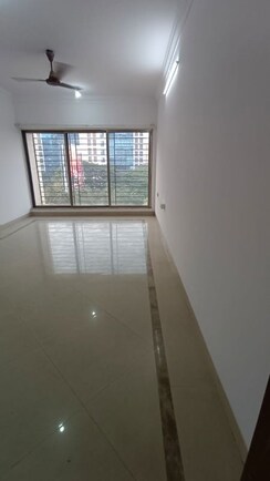 2 BHK Apartment For Sale in Raheja Solitaire
