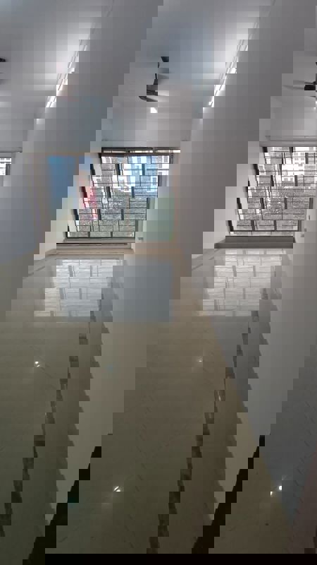 2 BHK Apartment For Sale in Raheja Solitaire