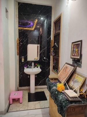 Gym in 2 BHK Villa at Gomti Nagar – for Rent