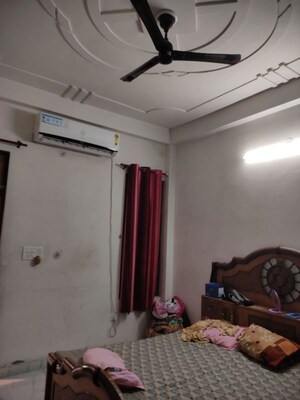 Bedroom in 2 BHK Villa at Gomti Nagar – for Rent