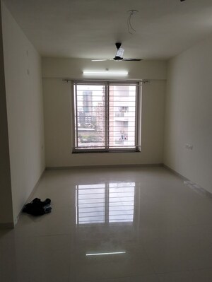 Room in 2 BHK Apartment at Pharande Felicity Cluster A, Ravet – for Rent