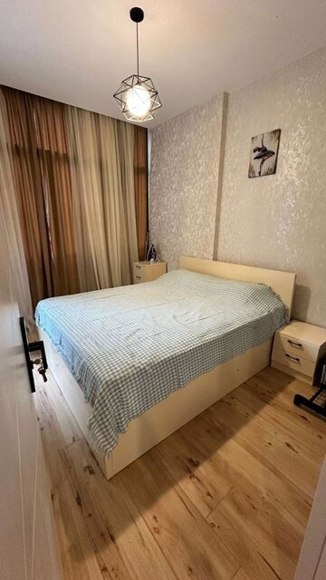 Bedroom in 4 BHK Builder Floor at Safdarjung Enclave – for Sale