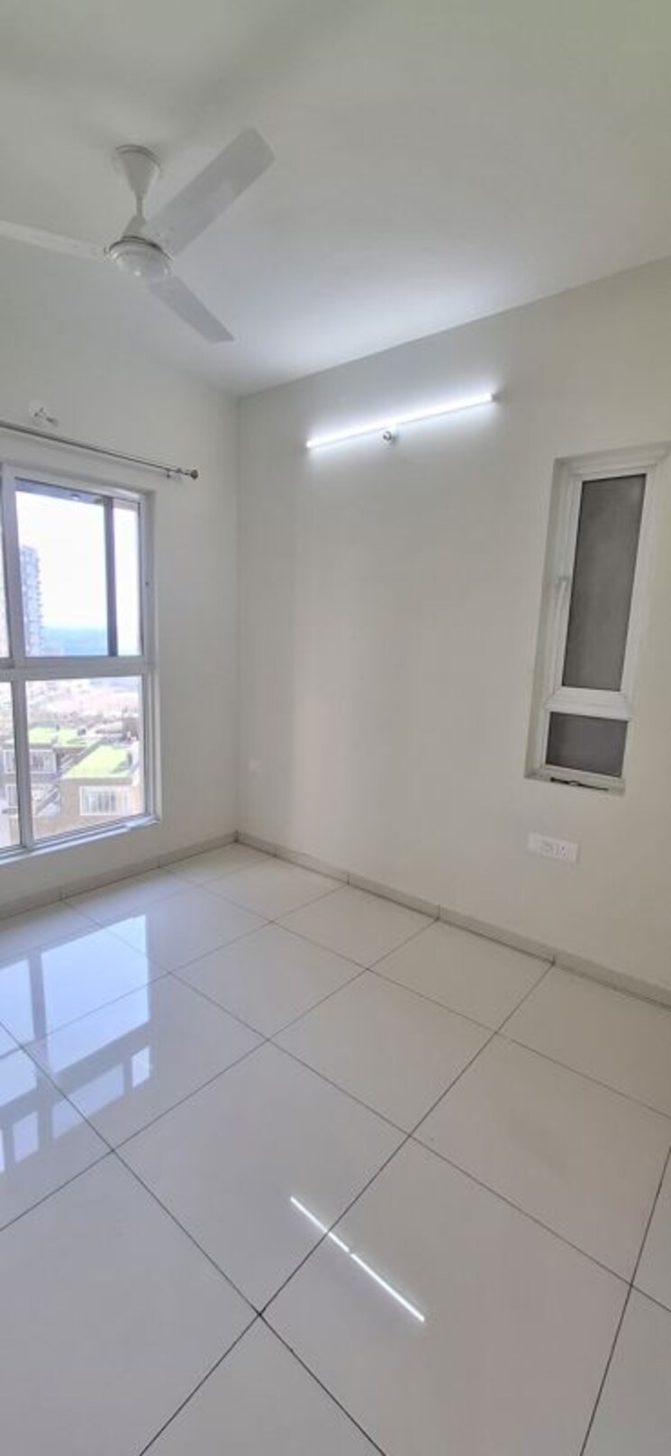 Room, godrej-park-ridge 3 Bedroom 1000 Sq.Ft. Apartment In Manjari Pune 9774221