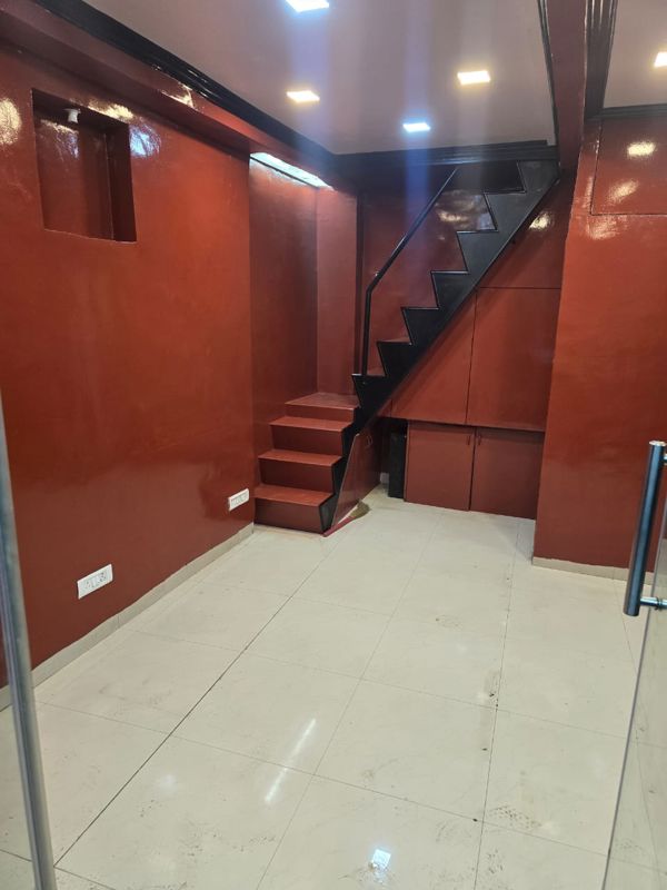 Retail Shop For Rent in Carter Apatment