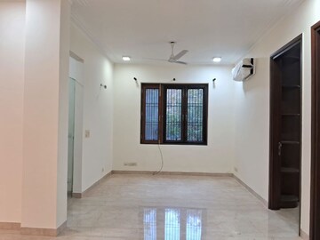 3 BHK Builder Floor For Rent in Hemkunt Colony