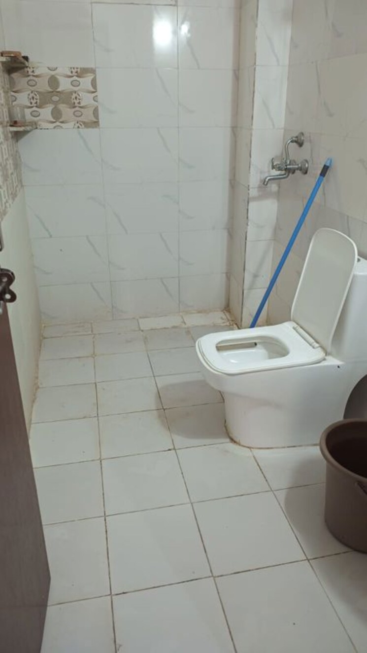 Bathroom, mayfield garden 2 Bedroom 980 Sq.Ft. Builder Floor In Mayfield Garden Gurgaon 9774206