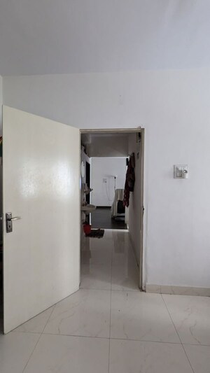 Room in 1 BHK Apartment at AR Avenue Andheri West, Andheri West – for Rent