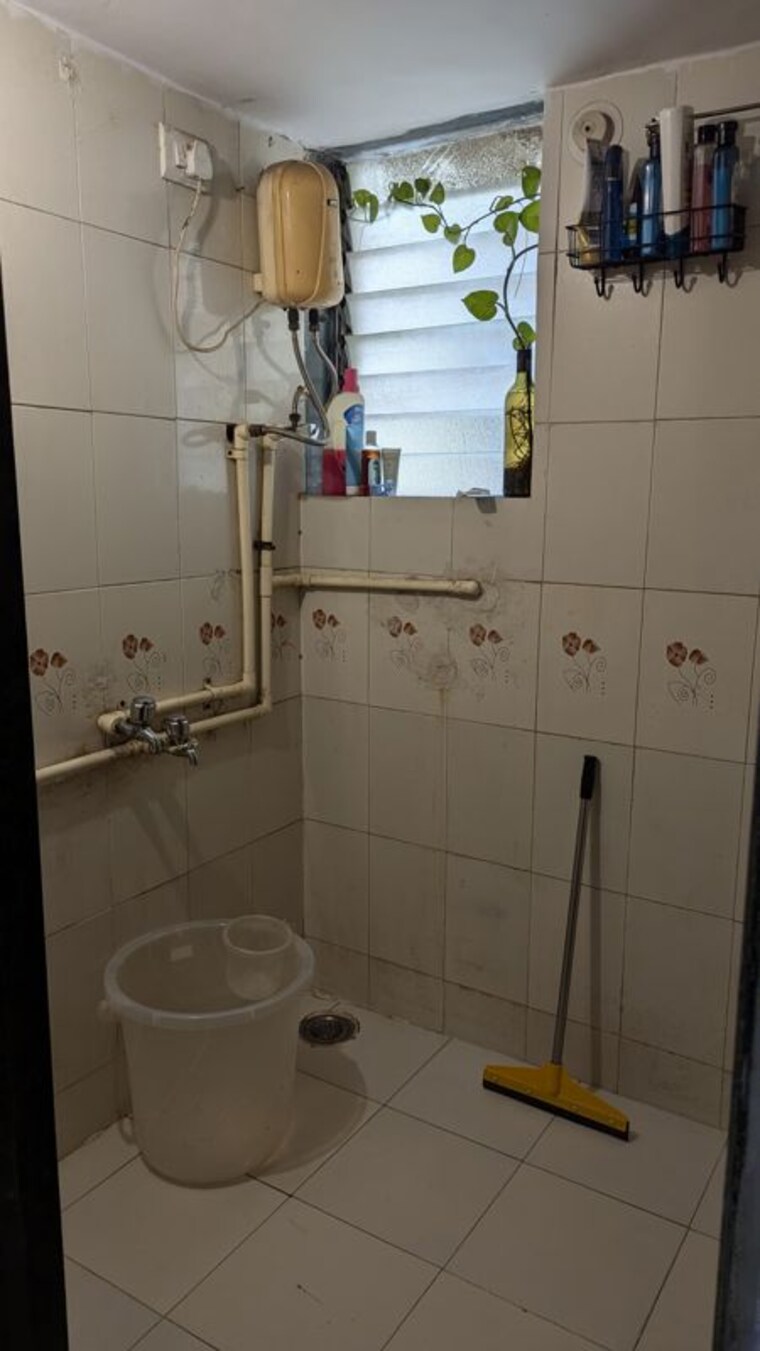 Bathroom, ar-avenue-andheri-west 1 Bedroom 522 Sq.Ft. Apartment In Andheri West Mumbai 9750237