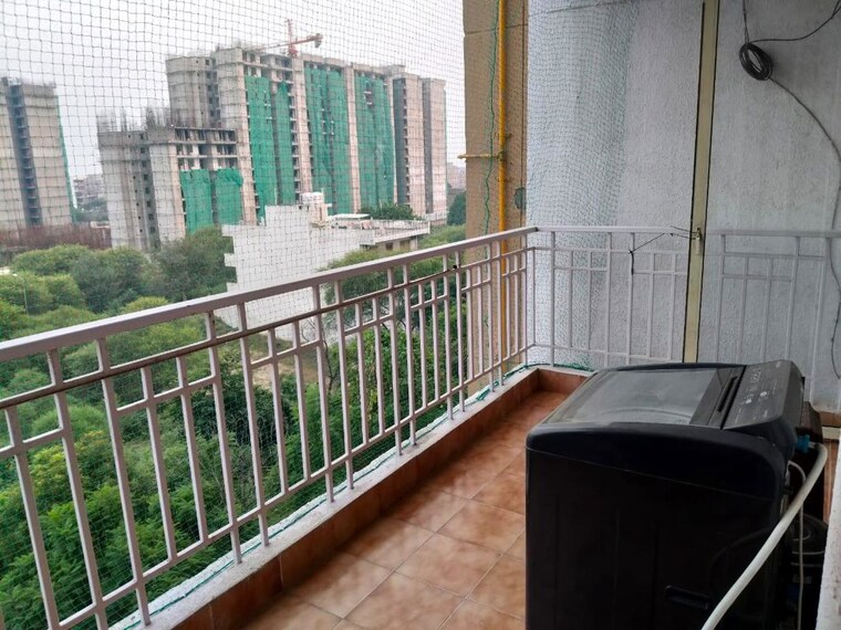 Balcony, puri-pratham 3 Bedroom 1400 Sq.Ft. Apartment In Sector 84 Faridabad 9774285