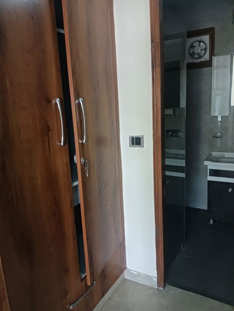 undefined, parklands 3 Bedroom 2500 Sq.Ft. Builder Floor In Sector 85 Faridabad 9774292