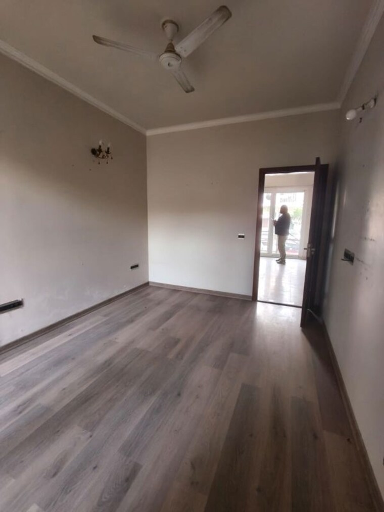 Room, central-park-flower-valley-aqua-front-towers 3 Bedroom 1789 Sq.Ft. Builder Floor In Sohna Sector 33 Gurgaon 9774300