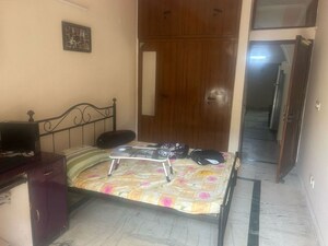 Bedroom in 2 BHK Apartment at Arun Vihar Sector 37, Sector 37 – for Rent