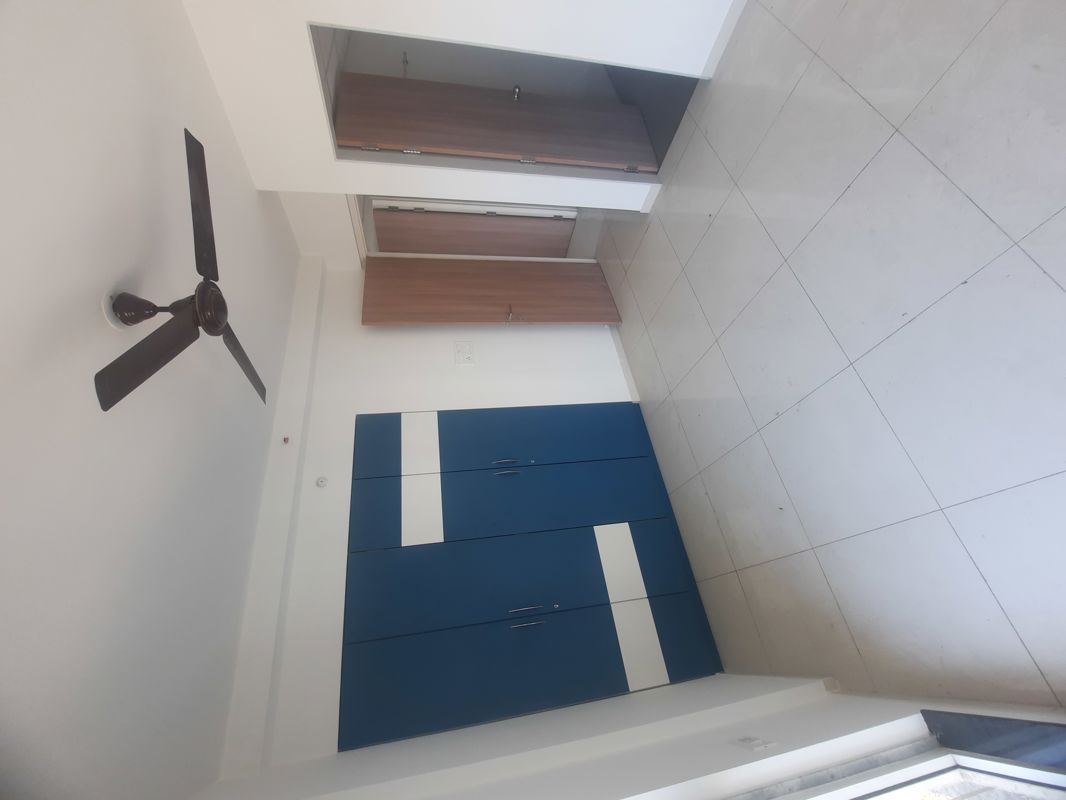 1.5 BHK Apartment For Rent in Godrej Emerald