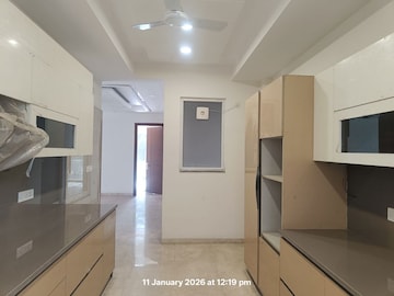 Kitchen in 3.5 BHK Builder Floor at SS Mayfield Gardens, Sector 51 – for Sale