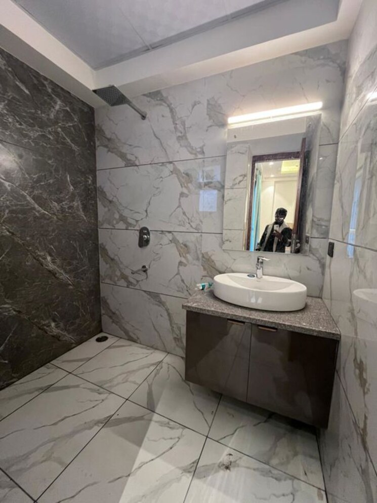 Bathroom, sector 52 1 Bedroom 720 Sq.Ft. Builder Floor In Sector 52 Gurgaon 9774343