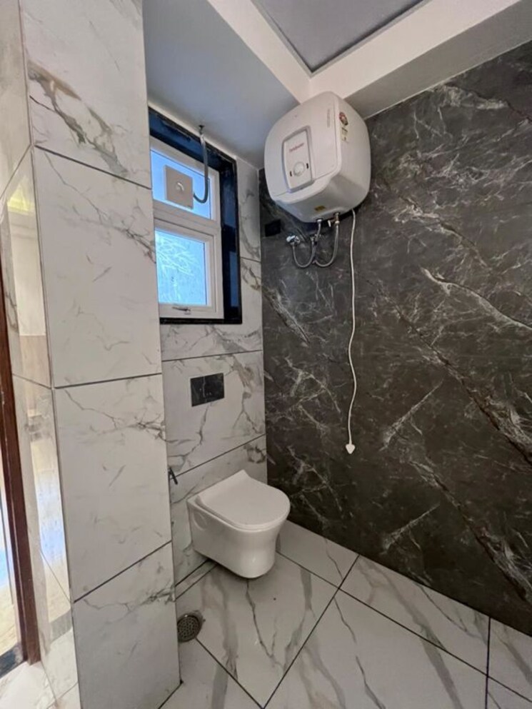 Bathroom, sector 52 1 Bedroom 720 Sq.Ft. Builder Floor In Sector 52 Gurgaon 9774343