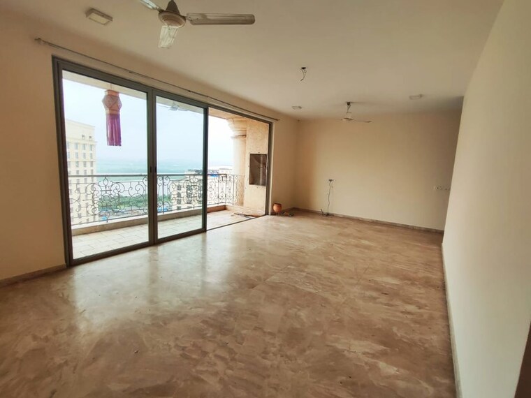 Room, hiranandani-annora 3 Bedroom 1375 Sq.Ft. Apartment In Ghodbunder Road Thane 9774345