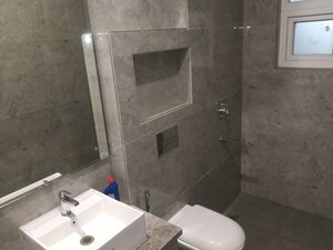 2 BHK Builder Floor For Rent in Lajpat Nagar 4