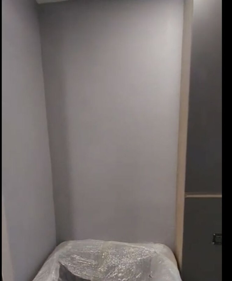 undefined, alphathum Commercial Office Space 532 Sq.Ft. In Sector 90 Noida 9774366