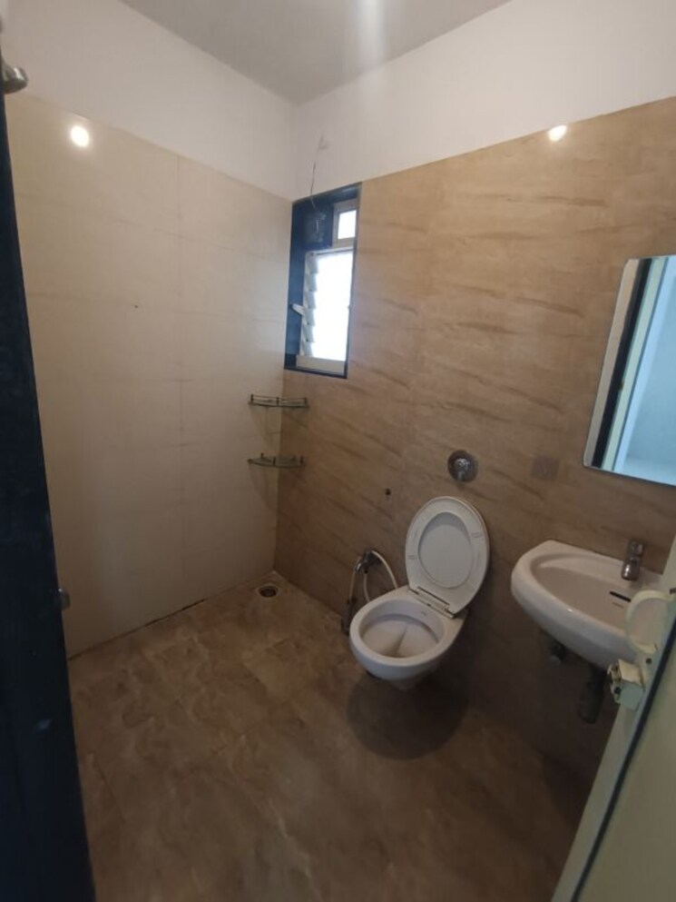 Bathroom, rajendra-dolphin-tower 2 Bedroom 1060 Sq.Ft. Apartment In Malad West Mumbai 9774379