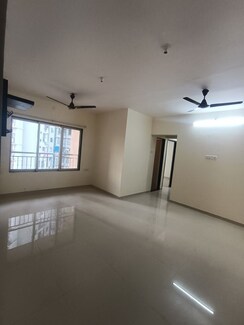 2 BHK Apartment For Rent in Rajendra Dolphin Tower