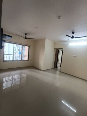 2 BHK Apartment For Rent in Rajendra Dolphin Tower, Malad West
