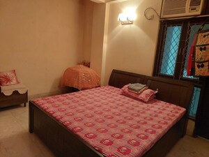 Bedroom in 2 BHK Builder Floor at Mehrauli – for Rent