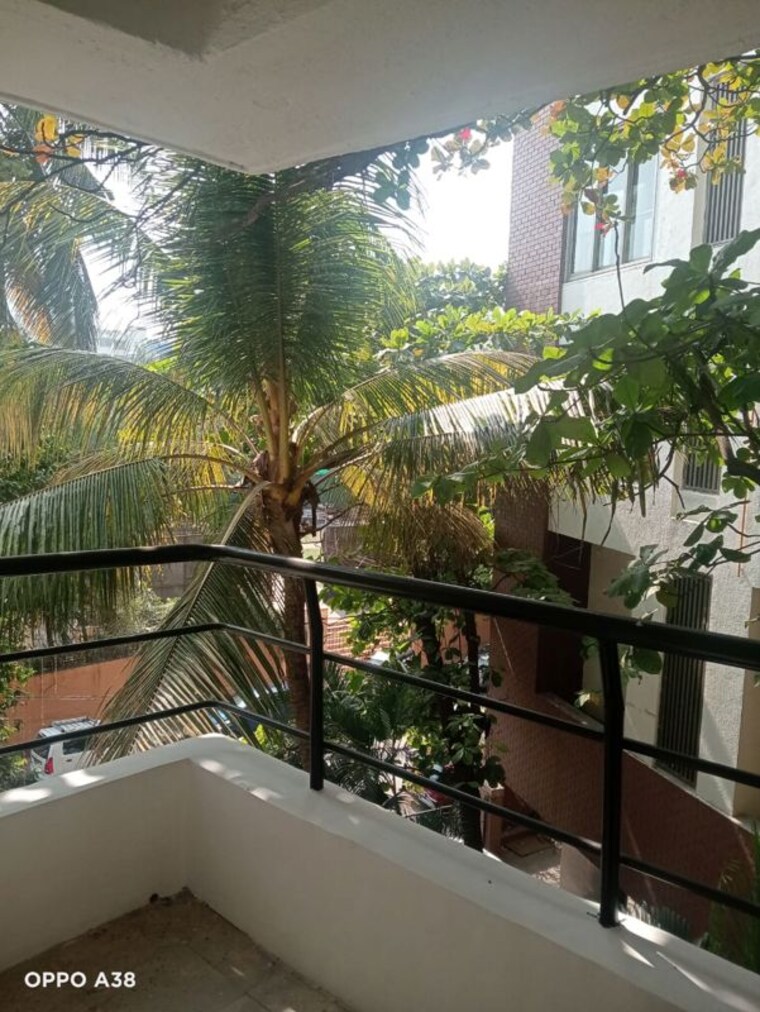 Balcony, juhu 2 Bedroom 1260 Sq.Ft. Apartment In Juhu Mumbai 9774406