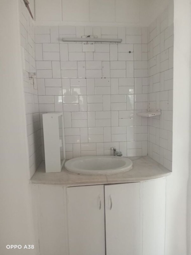 Bathroom, juhu 2 Bedroom 1260 Sq.Ft. Apartment In Juhu Mumbai 9774406