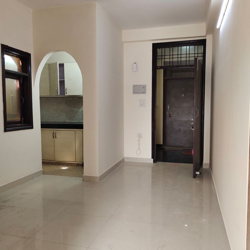 1 BHK + Servant Room Builder Floor For Rent in Chattarpur